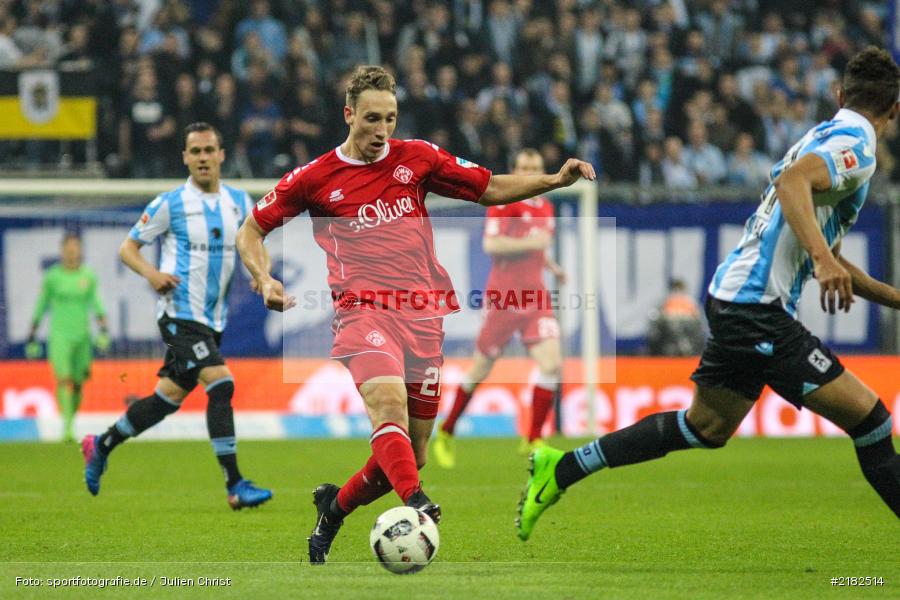 Tobias Schröck, Allianz Arena, 17.03.2017, Fussball, 2. Bundesliga, FC Würzburger Kickers, TSV 1860 München - Bild-ID: 2182514