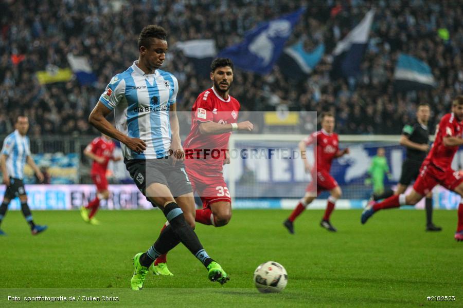 Felix Uduokhai, Allianz Arena, 17.03.2017, Fussball, 2. Bundesliga, FC Würzburger Kickers, TSV 1860 München - Bild-ID: 2182523