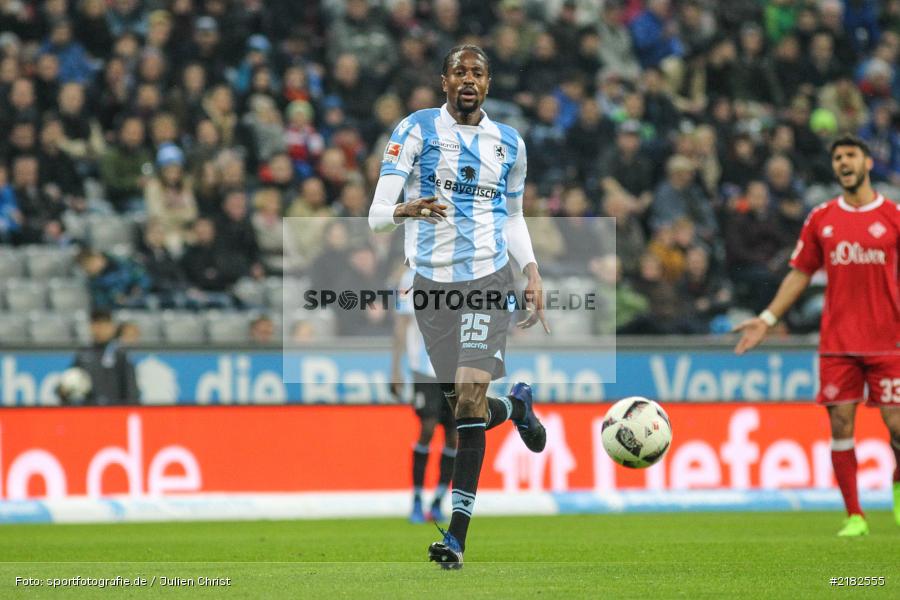 Abdoulaye Ba, Allianz Arena, 17.03.2017, Fussball, 2. Bundesliga, FC Würzburger Kickers, TSV 1860 München - Bild-ID: 2182555