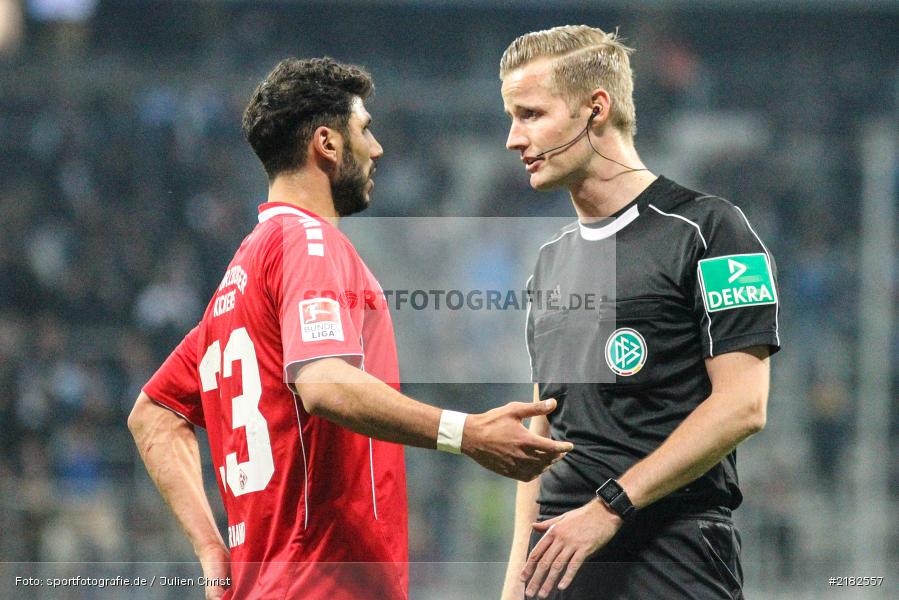 Arne Aarnink, Elia Soriano, Allianz Arena, 17.03.2017, Fussball, 2. Bundesliga, FC Würzburger Kickers, TSV 1860 München - Bild-ID: 2182557