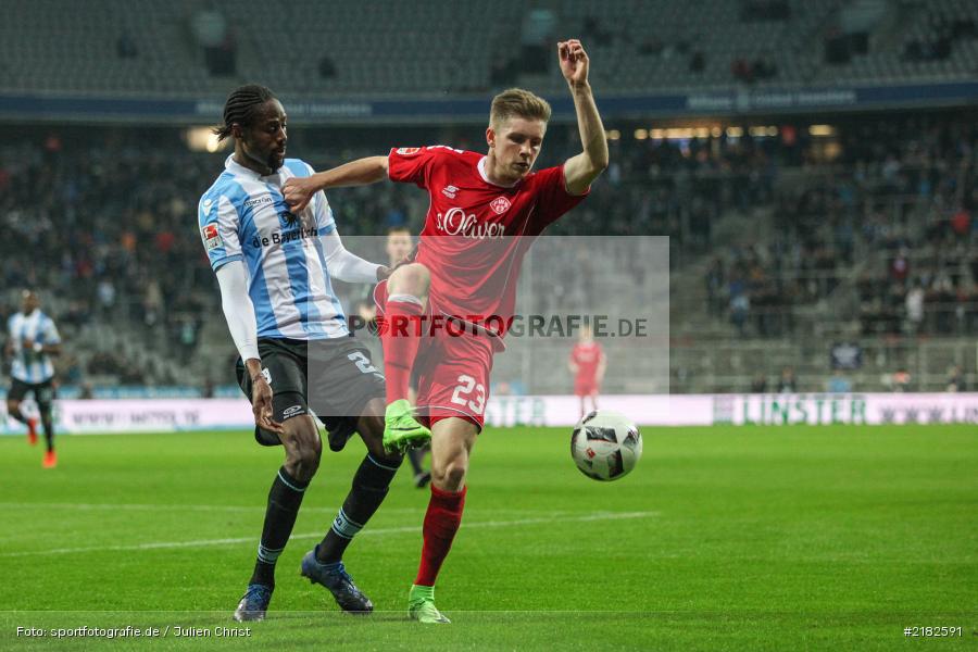 Patrick Weihrauch, Abdoulaye Ba, Allianz Arena, 17.03.2017, Fussball, 2. Bundesliga, FC Würzburger Kickers, TSV 1860 München - Bild-ID: 2182591