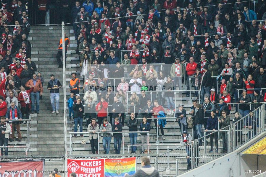 Kickers Freunde Karscht, Allianz Arena, 17.03.2017, Fussball, 2. Bundesliga, FC Würzburger Kickers, TSV 1860 München - Bild-ID: 2182604 Kickers Freunde Karscht, Allianz Arena, 17.03.2017, Fussball, 2. Bundesliga, FC Würzburger Kickers, TSV 1860 München - Bild-ID: 2182604