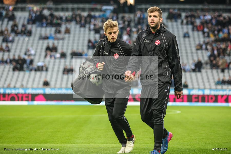 Sebastian Ernst, Marco Königs, Allianz Arena, 17.03.2017, Fussball, 2. Bundesliga, FC Würzburger Kickers, TSV 1860 München - Bild-ID: 2182605 Sebastian Ernst, Marco Königs, Allianz Arena, 17.03.2017, Fussball, 2. Bundesliga, FC Würzburger Kickers, TSV 1860 München - Bild-ID: 2182605