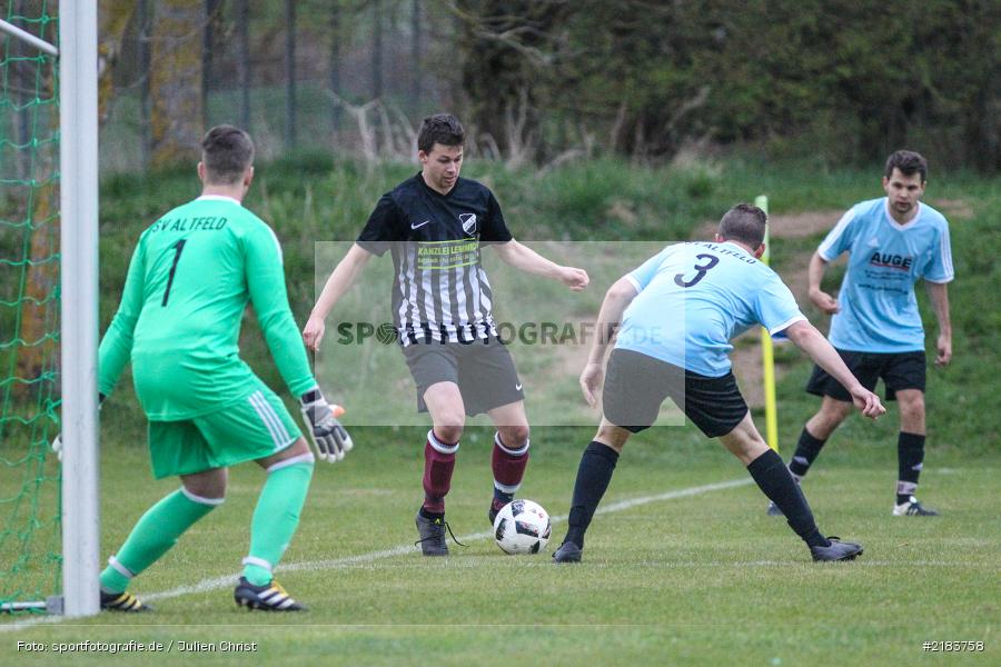 Tobias Hehrlein, Felix Behl, 05.04.2017, Kreisliga Würzburg, SV Altfeld, TSV Retzbach - Bild-ID: 2183758 Tobias Hehrlein, Felix Behl, 05.04.2017, Kreisliga Würzburg, SV Altfeld, TSV Retzbach - Bild-ID: 2183758