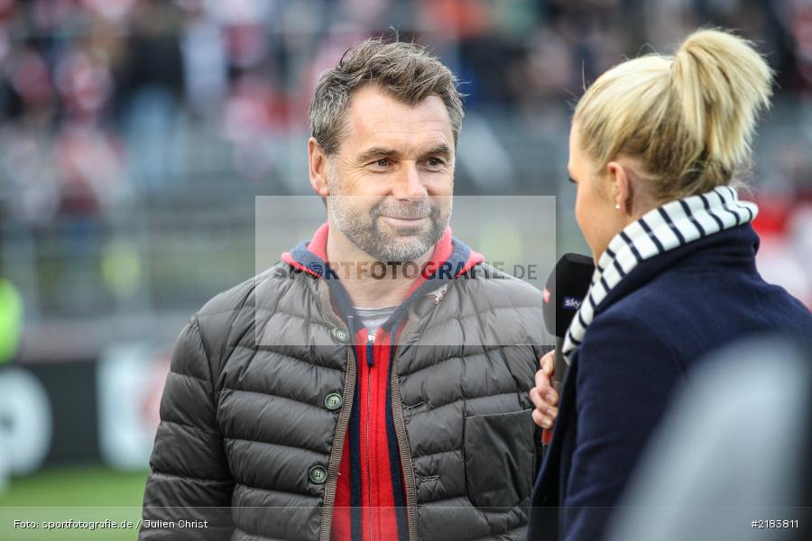 Christina Graf, Bernd Hollerbach, 07.04.2017, Fussball, 2. Bundesliga, Hannover 96, FC Würzburger Kickers - Bild-ID: 2183811 Christina Graf, Bernd Hollerbach, 07.04.2017, Fussball, 2. Bundesliga, Hannover 96, FC Würzburger Kickers - Bild-ID: 2183811