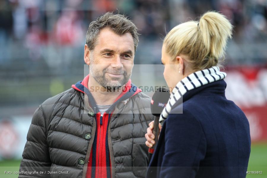 Christina Graf, Bernd Hollerbach, 07.04.2017, Fussball, 2. Bundesliga, Hannover 96, FC Würzburger Kickers - Bild-ID: 2183812 Christina Graf, Bernd Hollerbach, 07.04.2017, Fussball, 2. Bundesliga, Hannover 96, FC Würzburger Kickers - Bild-ID: 2183812