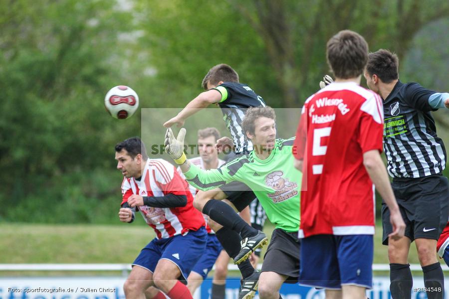 Dominik Hehrlein, 15.04.2017, Kreisliga Würzburg, FC Wiesenfeld-Halsbach, TSV Retzbach - Bild-ID: 2184548