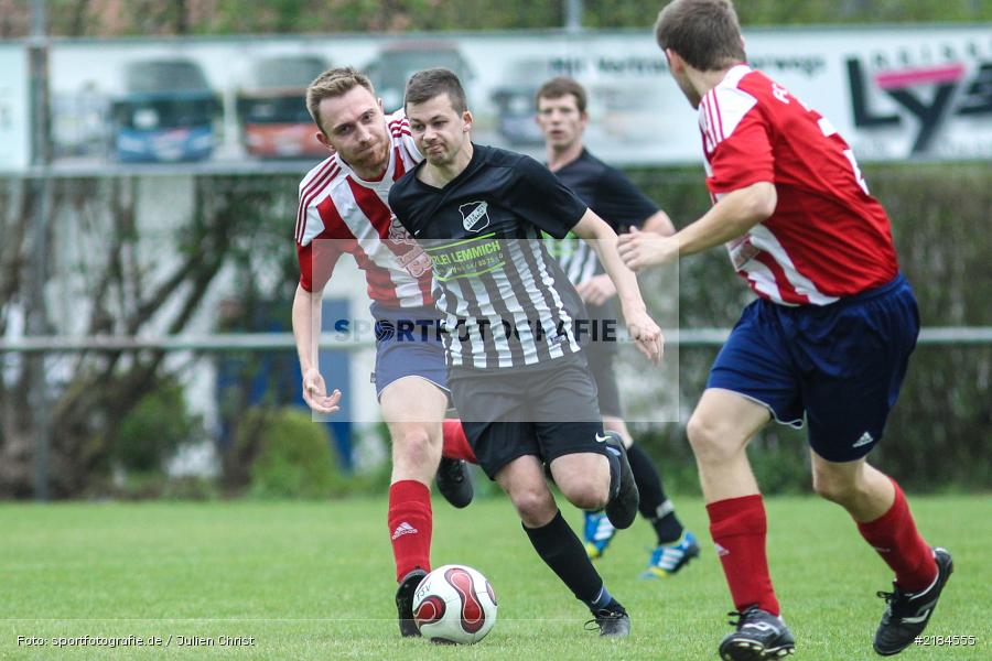 Andreas Schmitt, Tobias Hehrlein, 15.04.2017, Kreisliga Würzburg, FC Wiesenfeld-Halsbach, TSV Retzbach - Bild-ID: 2184555