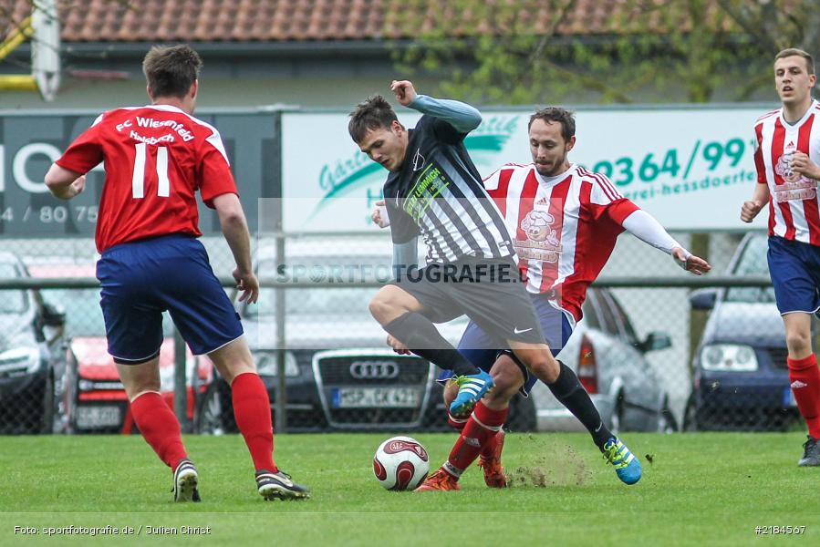 Sebastian Schaub, Andreas Köhler, 15.04.2017, Kreisliga Würzburg, FC Wiesenfeld-Halsbach, TSV Retzbach - Bild-ID: 2184567