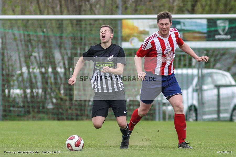 Benedikt Völker, Tobias Hehrlein, 15.04.2017, Kreisliga Würzburg, FC Wiesenfeld-Halsbach, TSV Retzbach - Bild-ID: 2184570 Benedikt Völker, Tobias Hehrlein, 15.04.2017, Kreisliga Würzburg, FC Wiesenfeld-Halsbach, TSV Retzbach - Bild-ID: 2184570
