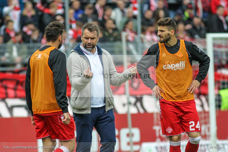 Valdet Rama, Nejmeddin Daghfous, Bernd Hollerbach, 23.04.2017, flyeralarm Arena, 2. Bundesliga, 1. FC Nürnberg, FC Würzburger Kickers - Bild-ID: 2184808 Valdet Rama, Nejmeddin Daghfous, Bernd Hollerbach, 23.04.2017, flyeralarm Arena, 2. Bundesliga, 1. FC Nürnberg, FC Würzburger Kickers - Bild-ID: 2184808