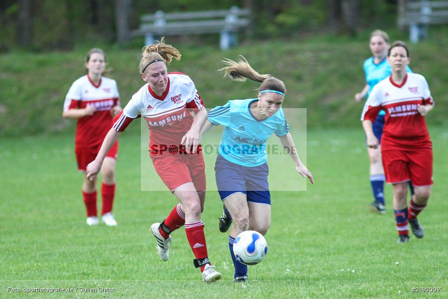 Yvonne Hemmerich, Eva Ditterich, 13.05.2017, Bezirksliga Frauen, FC Karsbach 2, SpVgg Adelsberg - Bild-ID: 2185009