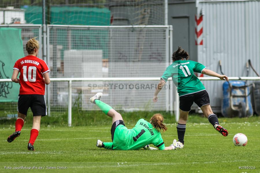 Sophie Kreuzer, Julia Vogel, 14.05.2017, Kreisliga Frauen, SG Burgsinn, FV Karlstadt - Bild-ID: 2185026 Sophie Kreuzer, Julia Vogel, 14.05.2017, Kreisliga Frauen, SG Burgsinn, FV Karlstadt - Bild-ID: 2185026