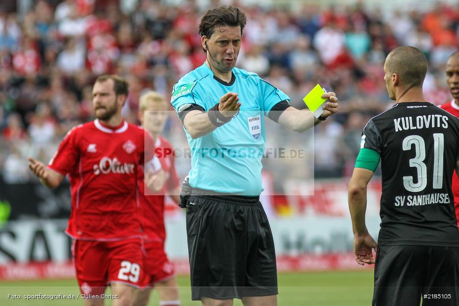Manuel Gräfe, Tim Knipping, 14.05.2017, 2. Bundesliga, SV Sandhausen, FC Würzburger Kickers - Bild-ID: 2185105