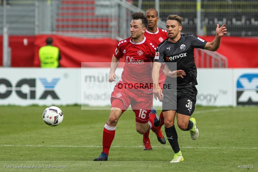 Peter Kurzweg, Thomas Pledl, 14.05.2017, 2. Bundesliga, SV Sandhausen, FC Würzburger Kickers - Bild-ID: 2185176