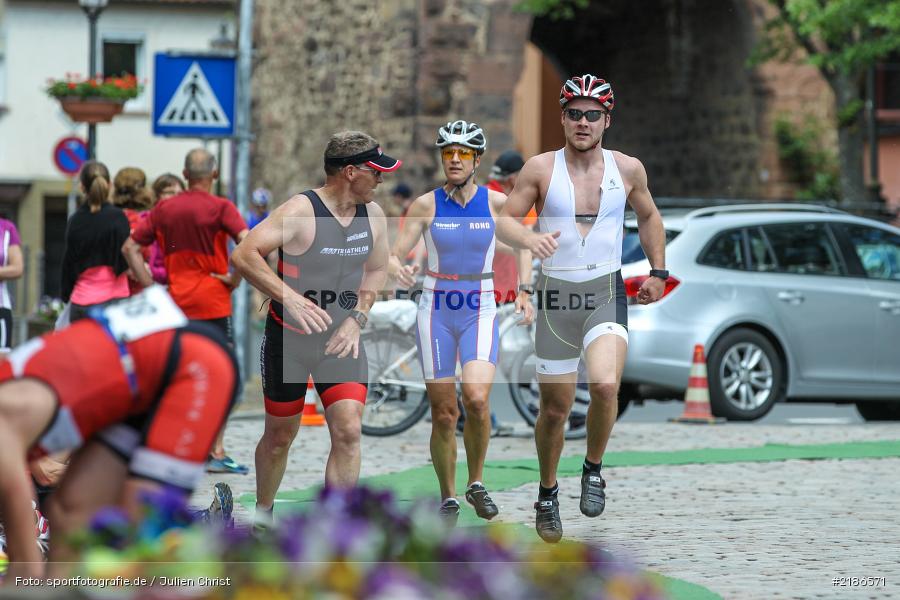 21.05.2017, Triathlon, Gemünden am Main, 29. Drei-Flüsse-Triathlon - Bild-ID: 2186571 21.05.2017, Triathlon, Gemünden am Main, 29. Drei-Flüsse-Triathlon - Bild-ID: 2186571