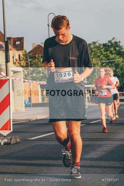 Running, Joggen, Laufsport, Sport, Würzburg Firmenlauf 2017, B2B Run, 28.06.2017, WÜ2RUN, Würzburg, Firmenlauf - Bild-ID: 2189397 Running, Joggen, Laufsport, Sport, Würzburg Firmenlauf 2017, B2B Run, 28.06.2017, WÜ2RUN, Würzburg, Firmenlauf - Bild-ID: 2189397