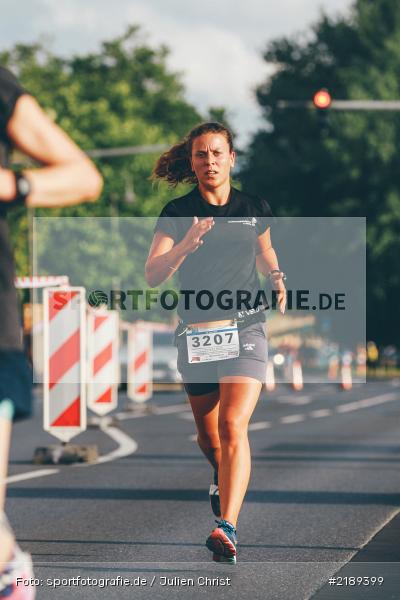 Running, Joggen, Laufsport, Sport, Würzburg Firmenlauf 2017, B2B Run, 28.06.2017, WÜ2RUN, Würzburg, Firmenlauf - Bild-ID: 2189399 Running, Joggen, Laufsport, Sport, Würzburg Firmenlauf 2017, B2B Run, 28.06.2017, WÜ2RUN, Würzburg, Firmenlauf - Bild-ID: 2189399