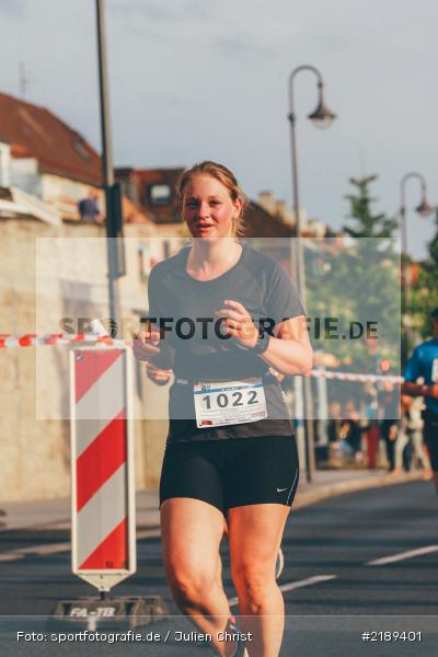 Running, Joggen, Laufsport, Sport, Würzburg Firmenlauf 2017, B2B Run, 28.06.2017, WÜ2RUN, Würzburg, Firmenlauf - Bild-ID: 2189401 Running, Joggen, Laufsport, Sport, Würzburg Firmenlauf 2017, B2B Run, 28.06.2017, WÜ2RUN, Würzburg, Firmenlauf - Bild-ID: 2189401