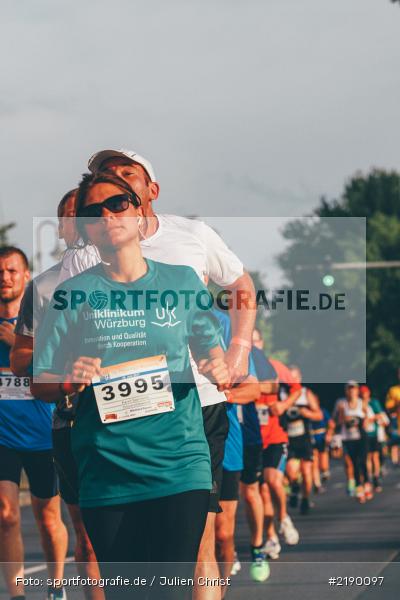 Running, Joggen, Laufsport, Sport, Würzburg Firmenlauf 2017, B2B Run, 28.06.2017, WÜ2RUN, Würzburg, Firmenlauf - Bild-ID: 2190097 Running, Joggen, Laufsport, Sport, Würzburg Firmenlauf 2017, B2B Run, 28.06.2017, WÜ2RUN, Würzburg, Firmenlauf - Bild-ID: 2190097