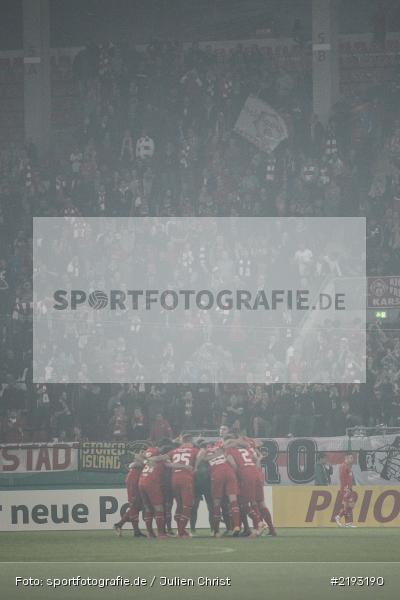 Mannschaftskreis, SVW, FWK, Fussball, DFB, Bieberer Berg, Hessen, Offenbach, 12.08.2017, DFB-Pokal, SV Werder Bremen, FC Würzburger Kickers - Bild-ID: 2193190