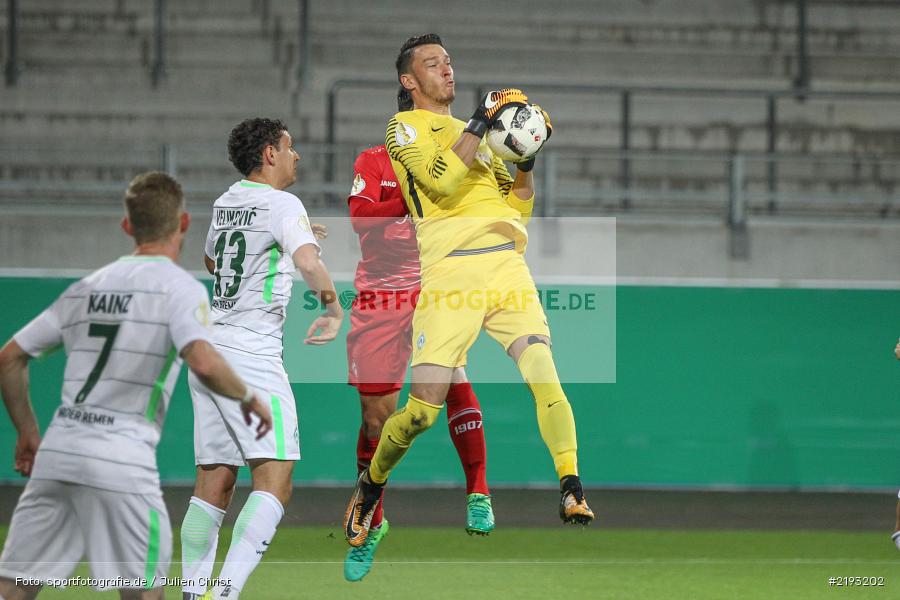 Torwart, Jiri Pavlenka, SVW, FWK, Fussball, DFB, Bieberer Berg, Hessen, Offenbach, 12.08.2017, DFB-Pokal, SV Werder Bremen, FC Würzburger Kickers - Bild-ID: 2193202