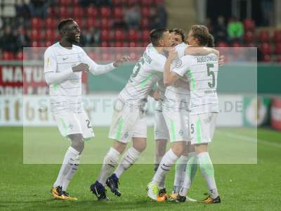 Fotos von FC Würzburger Kickers - SV Werder Bremen auf sportfotografie.de
