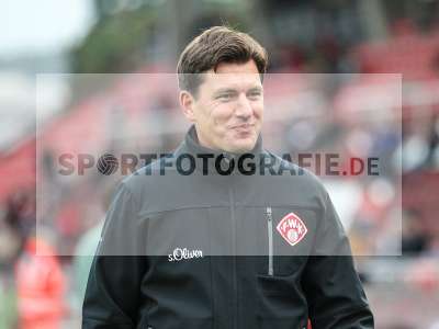 Fotos von FC Würzburger Kickers - Carl Zeiss Jena auf sportfotografie.de