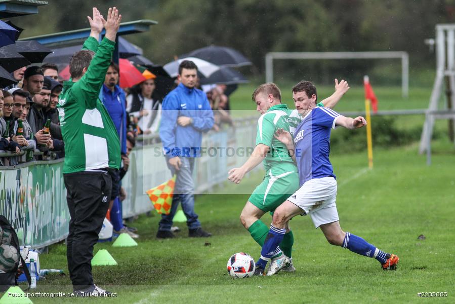 Daniel Röder, Niklas Breust, 03.10.2017, Kreisklasse Würzburg, FC Gössenheim, FV Wernfeld/Adelsberg - Bild-ID: 2203083 Daniel Röder, Niklas Breust, 03.10.2017, Kreisklasse Würzburg, FC Gössenheim, FV Wernfeld/Adelsberg - Bild-ID: 2203083