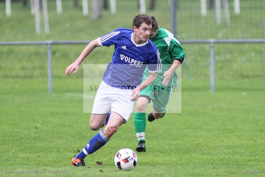 Jonas Holaschke, Daniel Röder, 03.10.2017, Kreisklasse Würzburg, FC Gössenheim, FV Wernfeld/Adelsberg - Bild-ID: 2203095 Jonas Holaschke, Daniel Röder, 03.10.2017, Kreisklasse Würzburg, FC Gössenheim, FV Wernfeld/Adelsberg - Bild-ID: 2203095