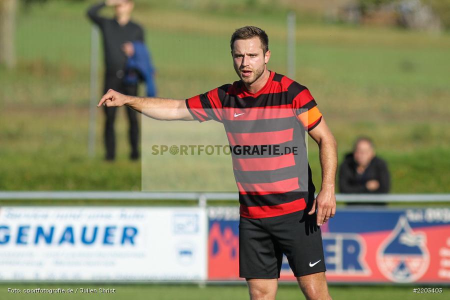 Lukas Cichon, 08.10.2017, Kreisliga Würzburg, SG Hettstadt, TSV Retzbach - Bild-ID: 2203403