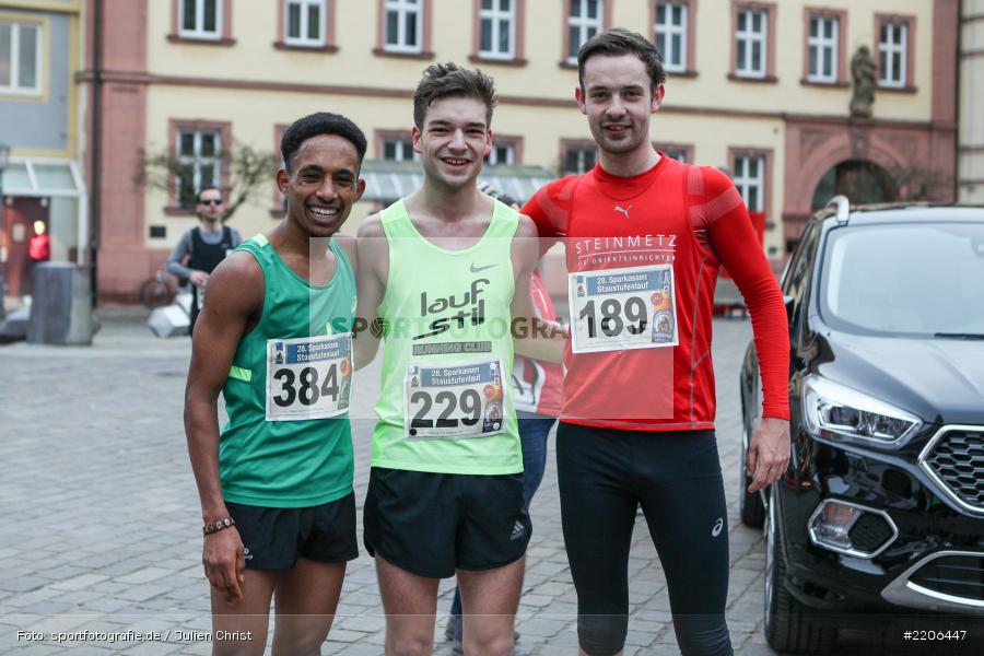 Rene Amtmann, Filimon Habtemikael, Leonardo Ortolano, 13.01.2018, Marktplatz, Karlstadt, Lauf, LG Karlstadt-Gambach-Lohr, LG Karlstadt, Staustufenlauf 2018 - Bild-ID: 2206447