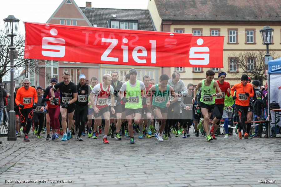 Filimon Habtemikael, Leonardo Ortolano, 13.01.2018, Marktplatz, Karlstadt, Lauf, LG Karlstadt-Gambach-Lohr, LG Karlstadt, Staustufenlauf 2018 - Bild-ID: 2206461