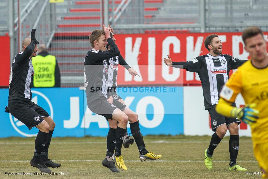Luca Schnellbacher, 03.03.2018, Würzburg, FLYERALARM Arena, 3. Liga, VfR Aalen, FC Würzburger Kickers - Bild-ID: 2208416