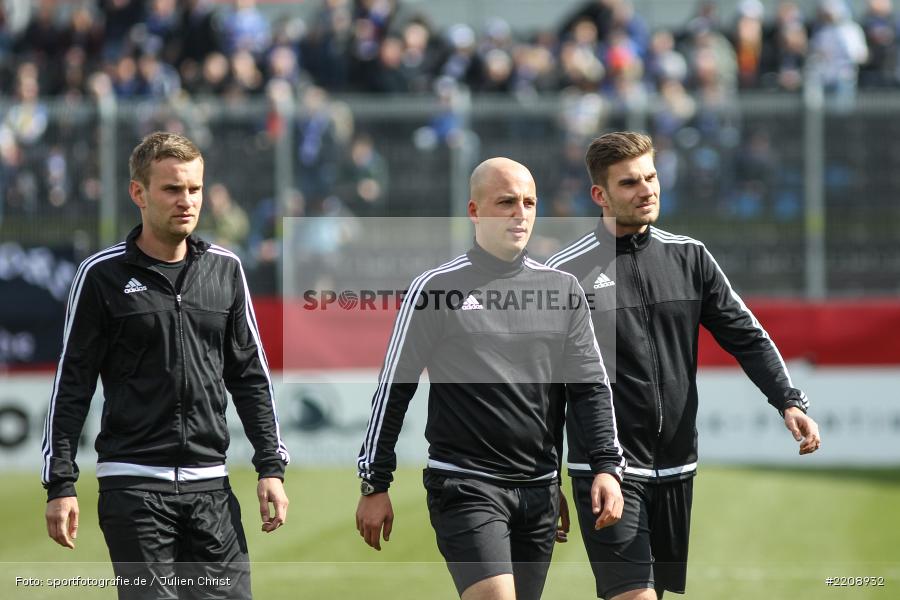 Luca Schlosser, David Scheuermann, Nicolas Winter, FLYERALARM Arena, 3. Liga, 24.03.2018, Karlsruher SC, FC Würzburger Kickers - Bild-ID: 2208932