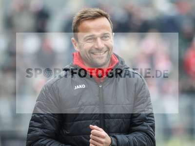 Fotos von FC Würzburger Kickers - VfR Aalen auf sportfotografie.de
