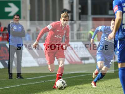 Fotos von FC Würzburger Kickers - Karlsruher SC auf sportfotografie.de
