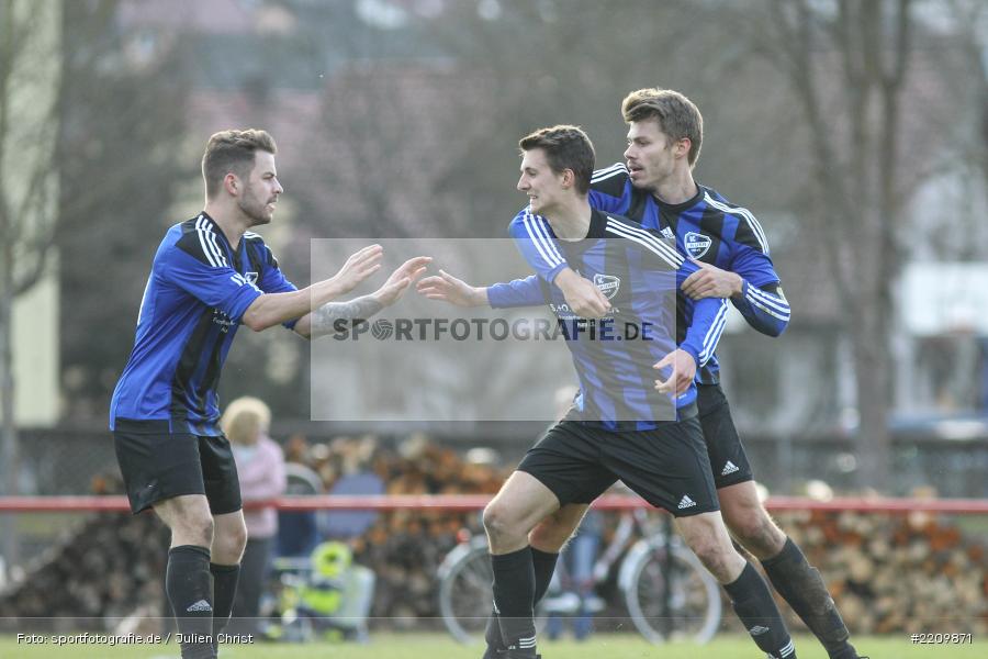 Dane Hofmann, Robin Schindler, Fabian Peter, 31.03.2018, Kreisklasse Würzburg, Derby, BSC Aura, SG Burgsinn - Bild-ID: 2209871