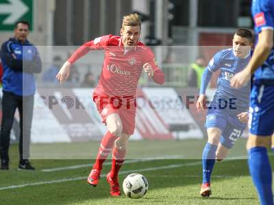 Fotos von FC Würzburger Kickers - Karlsruher SC auf sportfotografie.de