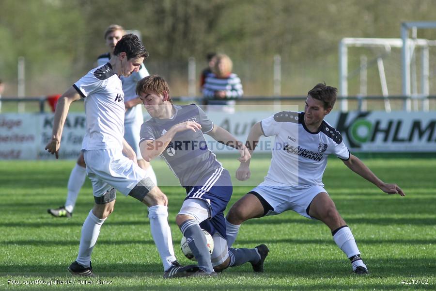 Andreas Rösch, Cedric Fenske, Jannis Roll, 14.04.2018, Landesliga Nordwest, TuS Feuchtwangen, TSV Karlburg - Bild-ID: 2210702