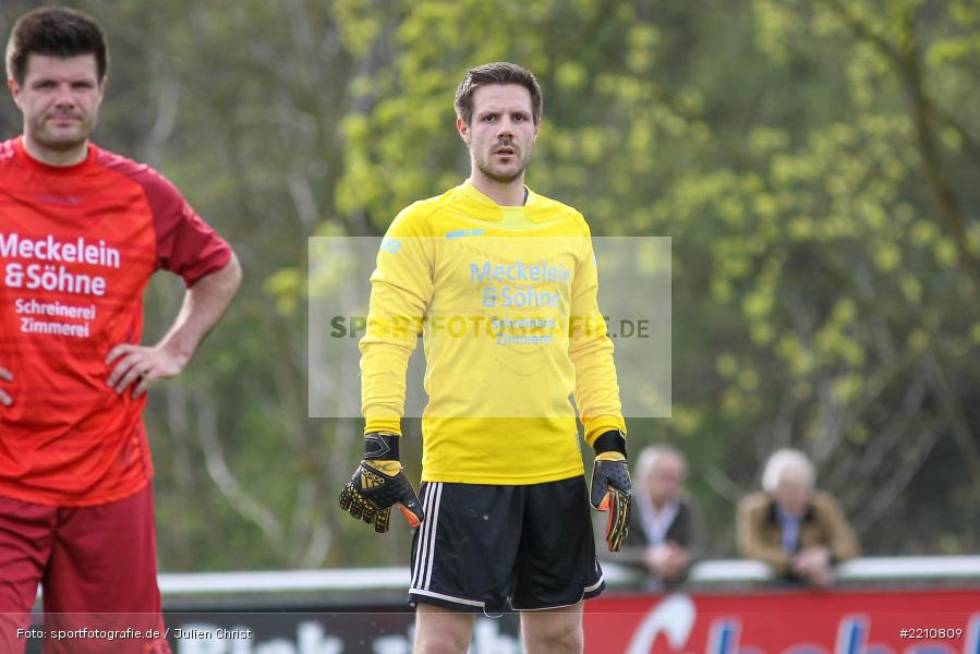 Jonas Fleischmann, 15.04.2018, Bezirksliga West, TSV Uettingen, FV Karlstadt - Bild-ID: 2210809 Jonas Fleischmann, 15.04.2018, Bezirksliga West, TSV Uettingen, FV Karlstadt - Bild-ID: 2210809