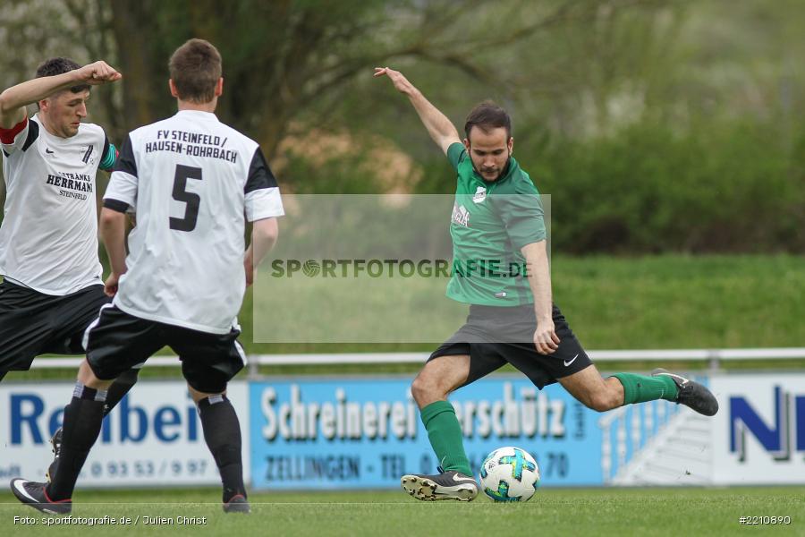 William Vielwerth, 15.04.2018, Kreisliga Würzburg, FV Steinfeld / Hausen-Rohrbach, TSV Retzbach - Bild-ID: 2210890 William Vielwerth, 15.04.2018, Kreisliga Würzburg, FV Steinfeld / Hausen-Rohrbach, TSV Retzbach - Bild-ID: 2210890