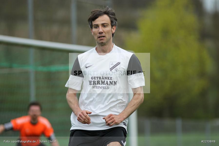 Florian Dörr, 15.04.2018, Kreisliga Würzburg, FV Steinfeld / Hausen-Rohrbach, TSV Retzbach - Bild-ID: 2210898 Florian Dörr, 15.04.2018, Kreisliga Würzburg, FV Steinfeld / Hausen-Rohrbach, TSV Retzbach - Bild-ID: 2210898
