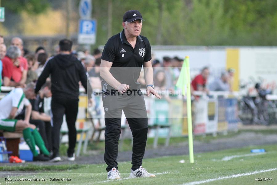 Siegbert Sternheimer, 18.04.2018, Bezirksliga West, TSV Neuhütten-Wiesthal, FV Karlstadt - Bild-ID: 2210979 Siegbert Sternheimer, 18.04.2018, Bezirksliga West, TSV Neuhütten-Wiesthal, FV Karlstadt - Bild-ID: 2210979
