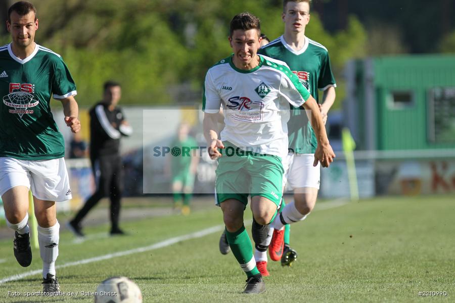 Felix Karle, 18.04.2018, Bezirksliga West, TSV Neuhütten-Wiesthal, FV Karlstadt - Bild-ID: 2210990 Felix Karle, 18.04.2018, Bezirksliga West, TSV Neuhütten-Wiesthal, FV Karlstadt - Bild-ID: 2210990