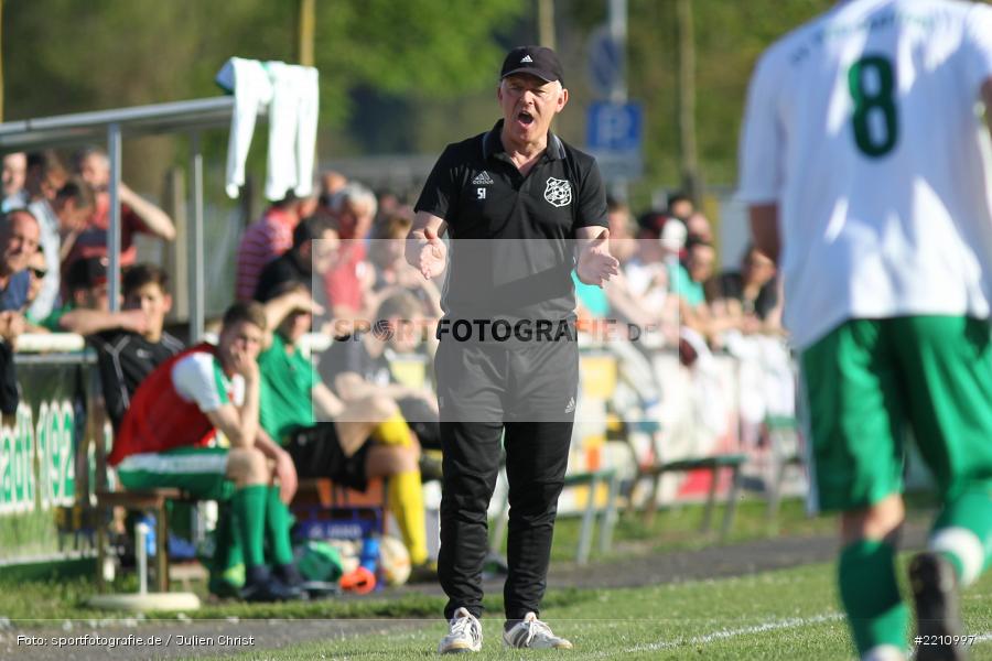 Siegbert Sternheimer, 18.04.2018, Bezirksliga West, TSV Neuhütten-Wiesthal, FV Karlstadt - Bild-ID: 2210997 Siegbert Sternheimer, 18.04.2018, Bezirksliga West, TSV Neuhütten-Wiesthal, FV Karlstadt - Bild-ID: 2210997
