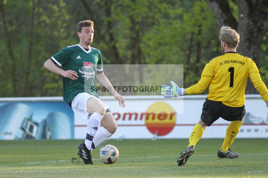Kai Belz, Steffen Münster, 18.04.2018, Bezirksliga West, TSV Neuhütten-Wiesthal, FV Karlstadt - Bild-ID: 2211021 Kai Belz, Steffen Münster, 18.04.2018, Bezirksliga West, TSV Neuhütten-Wiesthal, FV Karlstadt - Bild-ID: 2211021