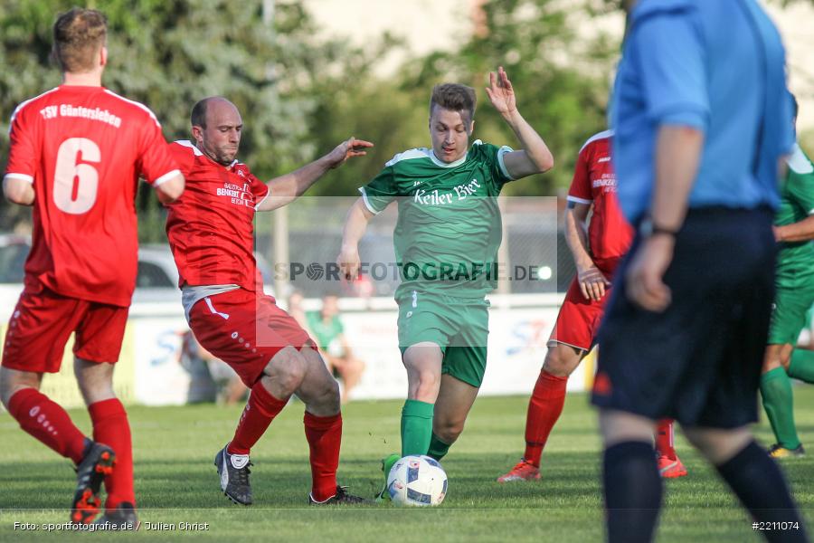 Niklas Scherer, Florian Baumeister-Ries, A-Klasse Würzburg, 20.04.2018, TSV Güntersleben II, FV Karlstadt II - Bild-ID: 2211074 Niklas Scherer, Florian Baumeister-Ries, A-Klasse Würzburg, 20.04.2018, TSV Güntersleben II, FV Karlstadt II - Bild-ID: 2211074