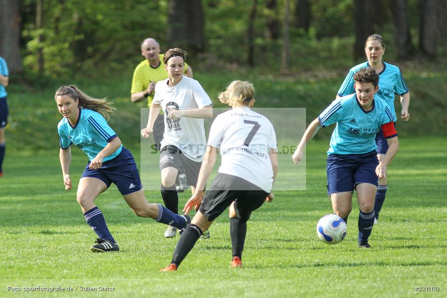 Julia Siegler, Annika Becker, Bezirksoberliga Frauen, 21.04.2018, FVgg Kickers Aschaffenburg, SpVgg Adelsberg - Bild-ID: 2211110