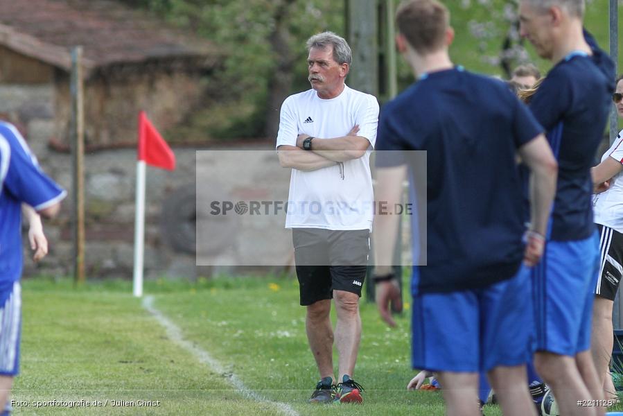 Harald Duhnke, 21.04.2018, Landesliga Nordwest Frauen, 1. FC Nürnberg II, FC Karsbach - Bild-ID: 2211128 Harald Duhnke, 21.04.2018, Landesliga Nordwest Frauen, 1. FC Nürnberg II, FC Karsbach - Bild-ID: 2211128